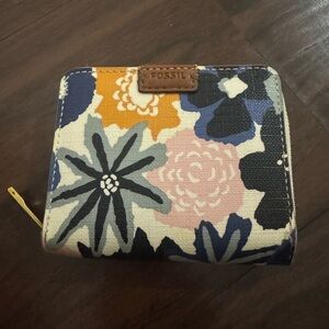 Fossil Floral Wallet